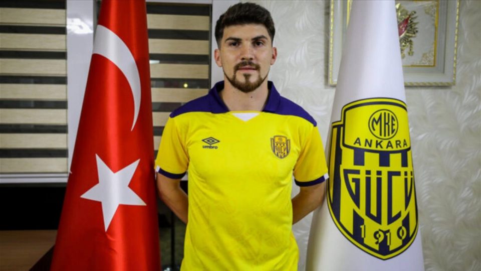 MKE Ankaragücü Hayrullah Bilazer’i transfer etti