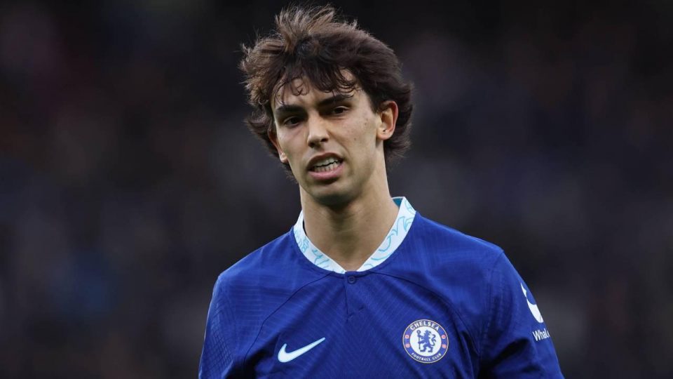 Joao Felix resmen Barcelona’da