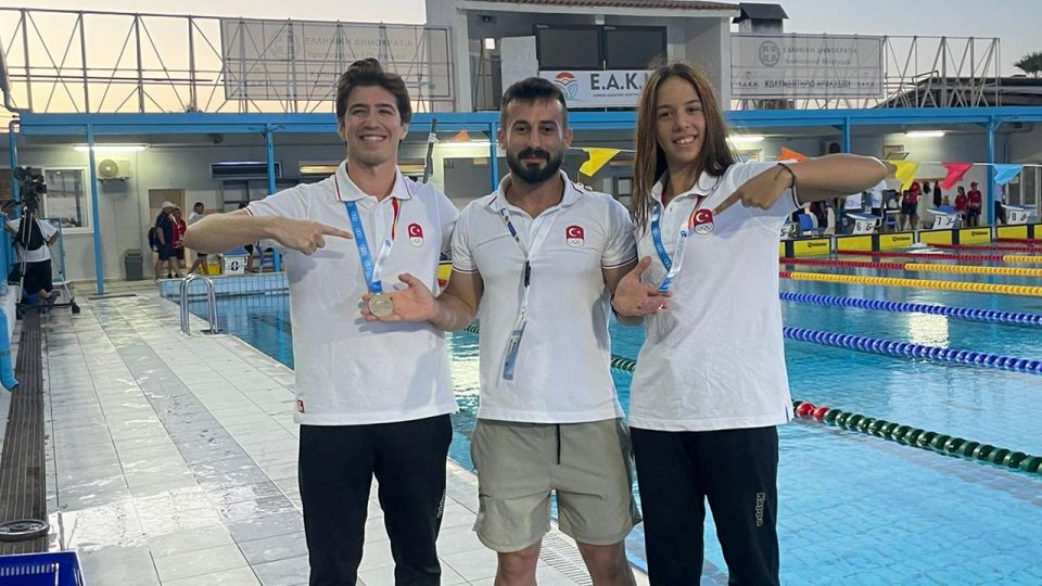 Milli yüzücüler 3. Akdeniz Plaj Oyunları’nda 3 madalya aldı