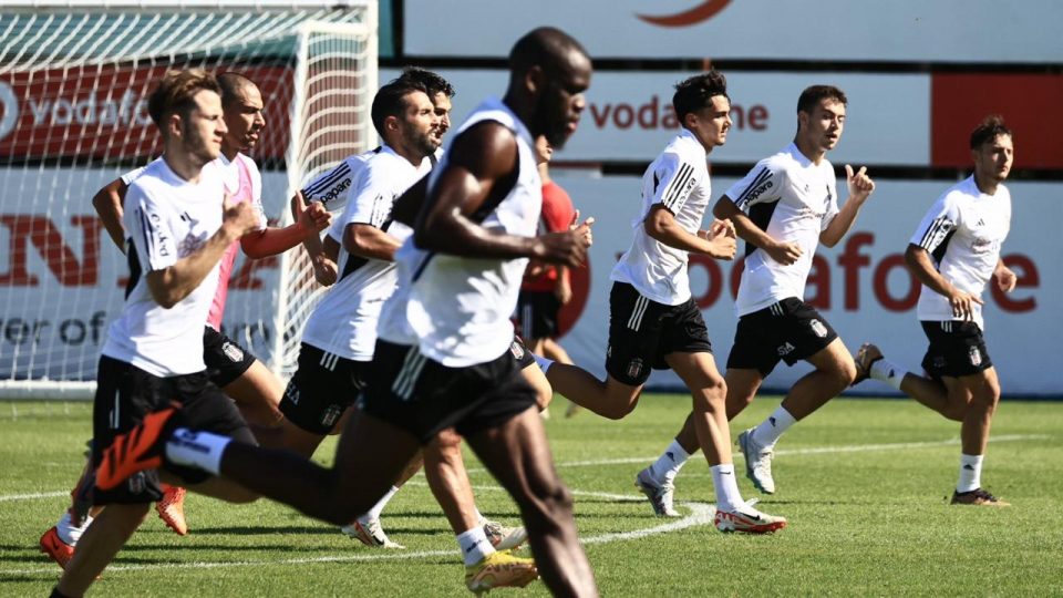 Beşiktaş Galatasaray maçının hazırlıklarını sürdürdü