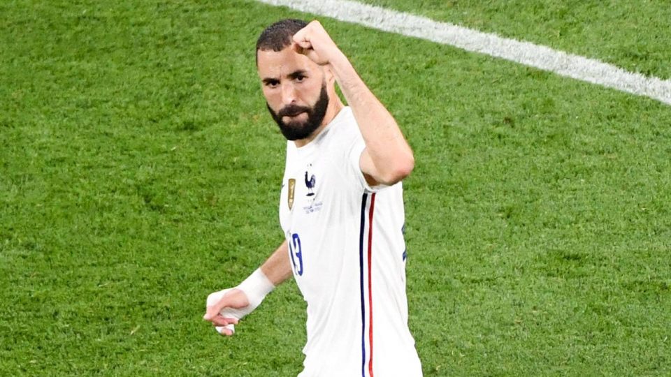 Filistin’e destek veren Benzema Fransız politikacıların hedefinde