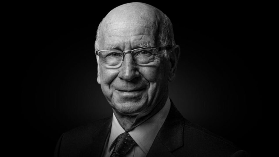 Manchester United’in efsane futbolcusu Bobby Charlton vefat etti