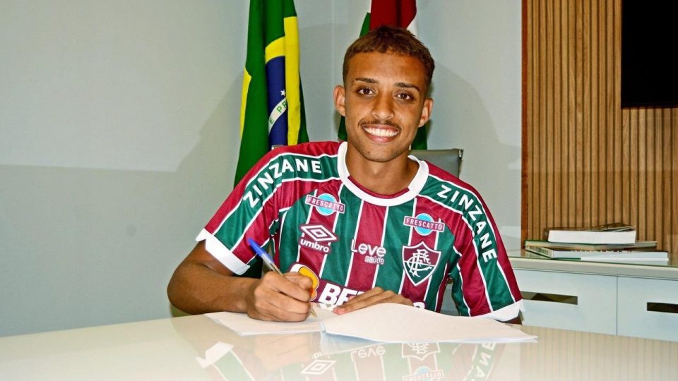 Fluminense, Felipe Melo’nun oğlu Davi ile sözleşme imzaladı